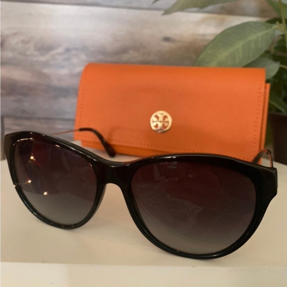 Tory Burch TY7093 sunglasses + case black cat eye 7093
